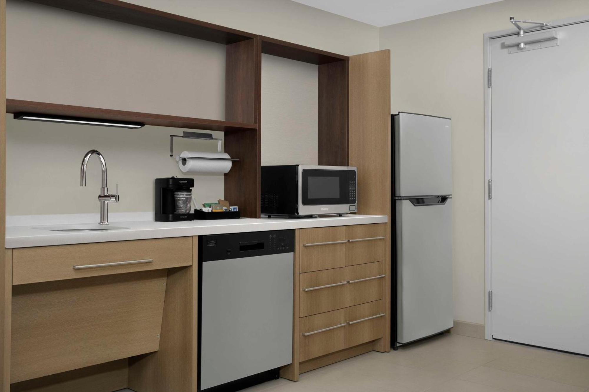 Home2 Suites By Hilton ポキプシー エクステリア 写真