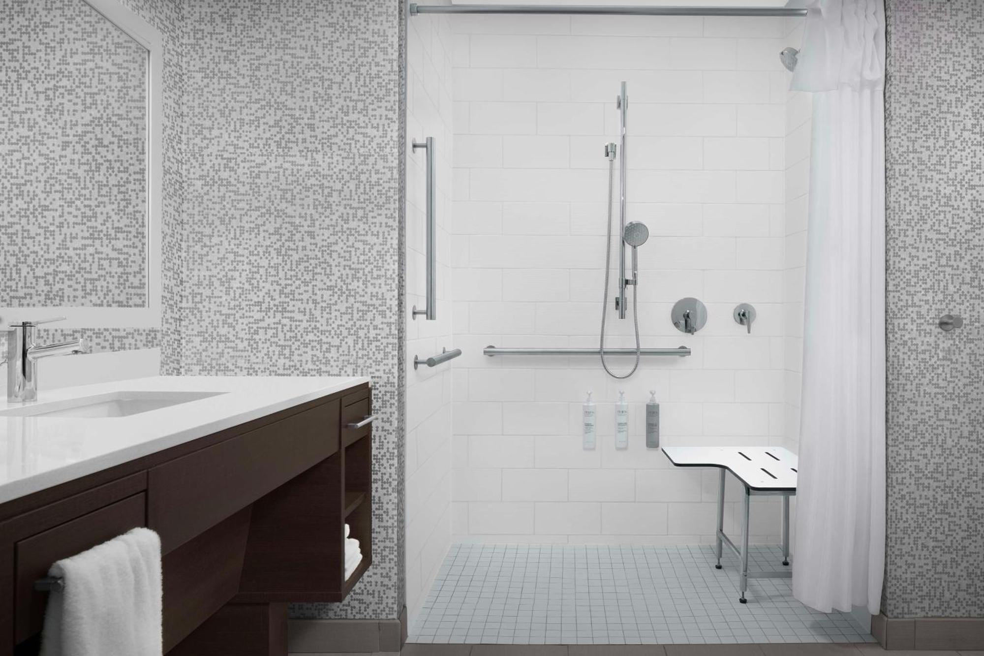 Home2 Suites By Hilton ポキプシー エクステリア 写真